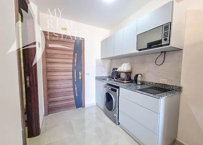 Stylish With Free Access الغردقة